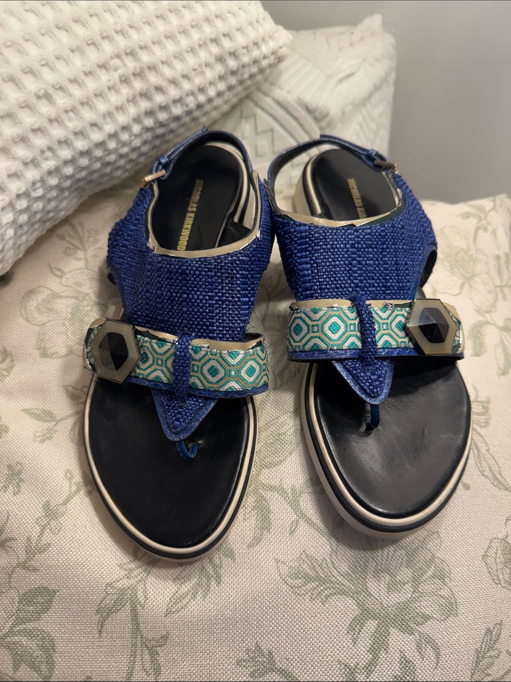 Nicholas kirkwood sandles 37